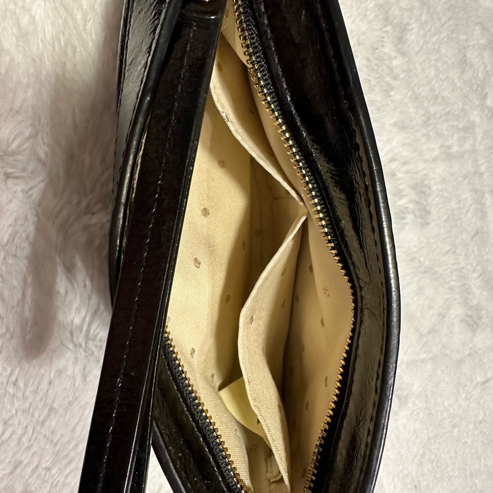 Kate Spade Cute wristlet pouch - Picture 4 of 10